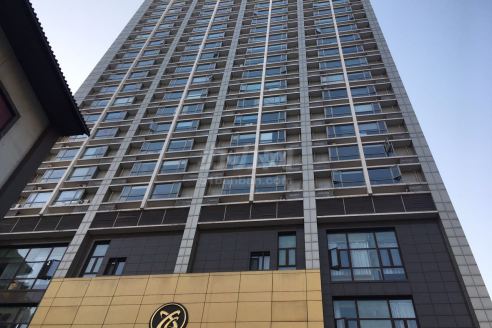 徐汇商务大厦独立空调房东急租93平